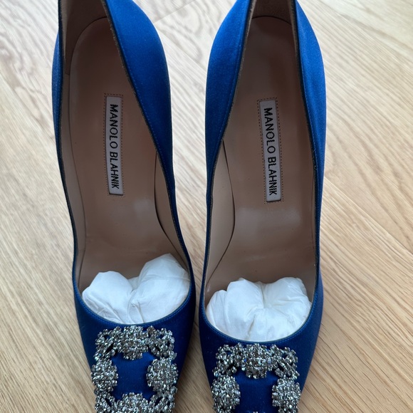 Manolo Blahnik 115 Satin Hangisi (Blue) - Picture 4 of 6